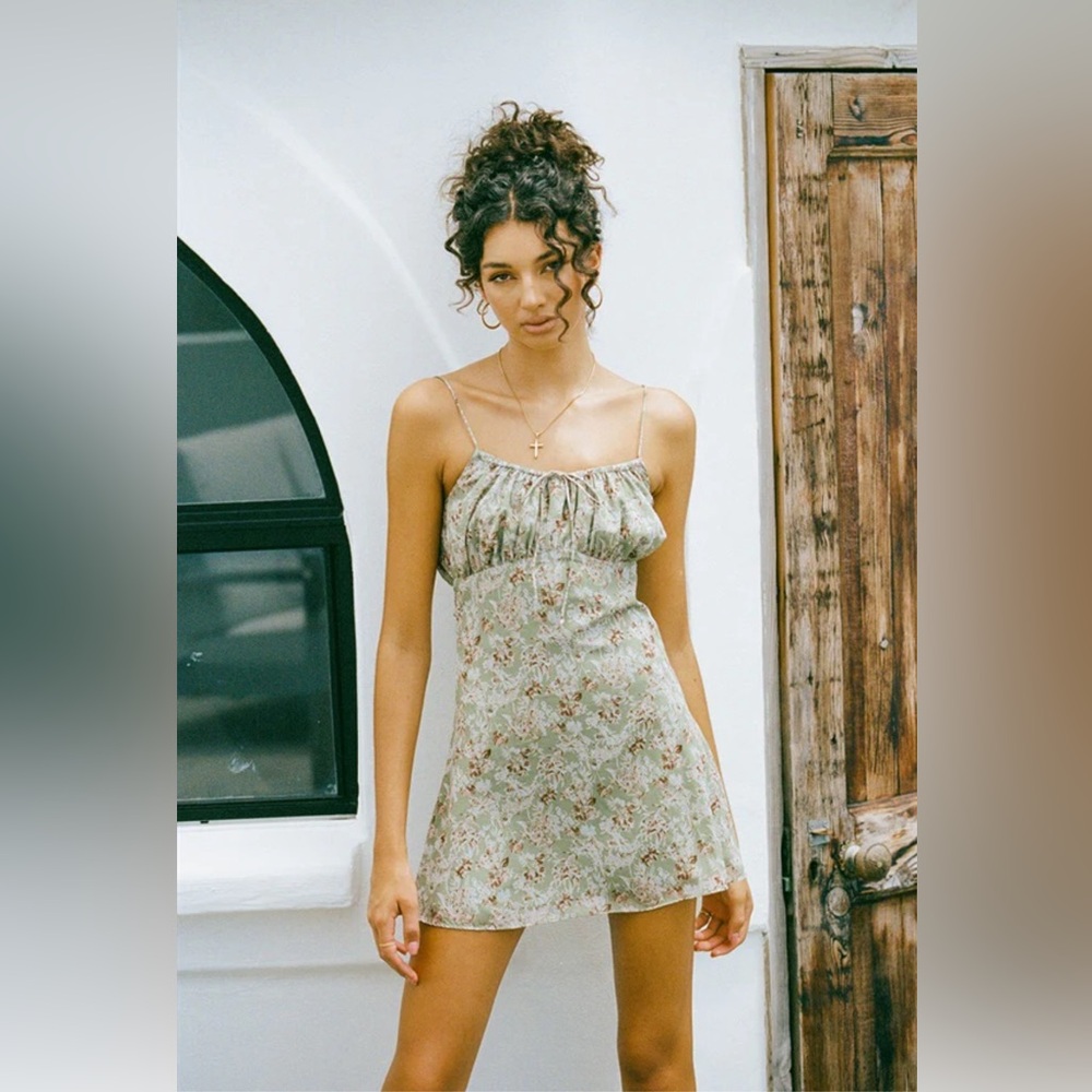 Sabo Skirt Toni Dress is size small